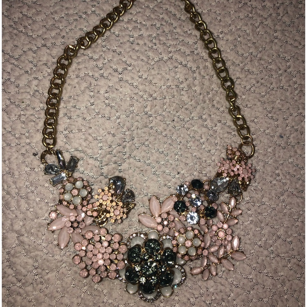 Beautiful statement necklace